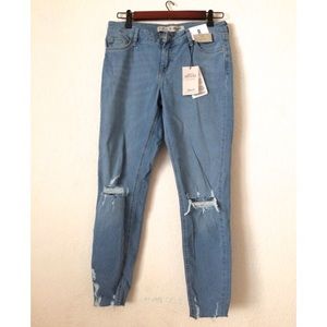 Ripped Ankle Grazer Mid-Rise Jeans